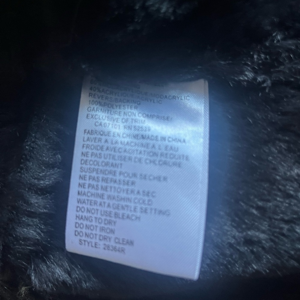 Jones New York Faux Black Leather Coat with Faux Fur Trim size 16-18 - Picture 6 of 9